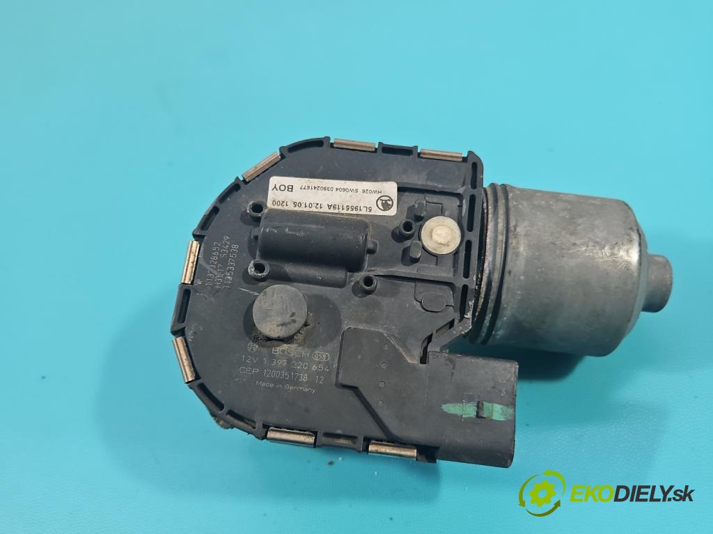 Skoda Yeti 2009-2017 2.0 tdi 110 hp manual 81 kW 1968 cm3 5- motor stěračů přední 1397220654