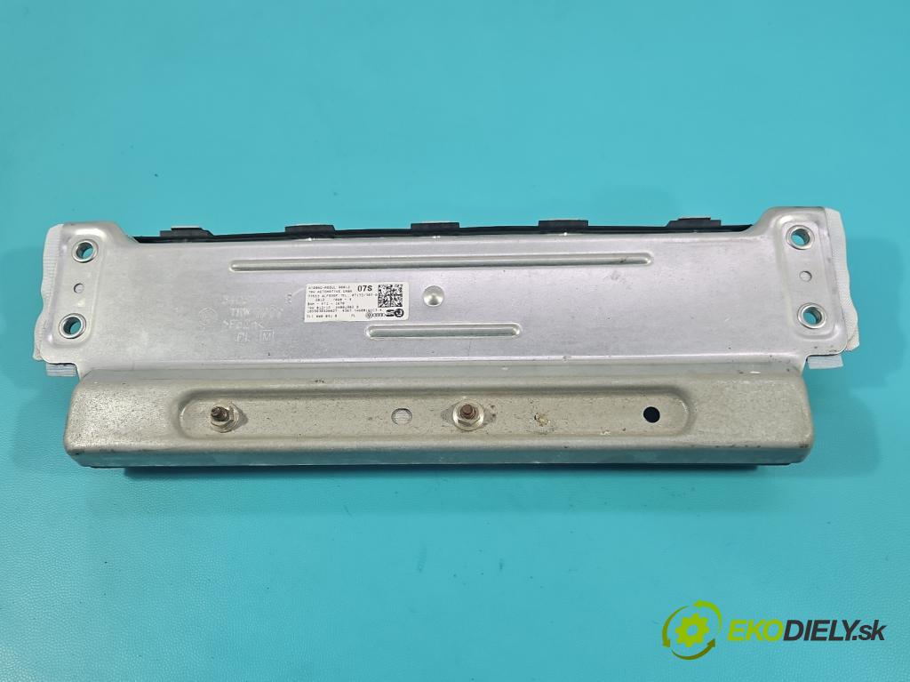 Skoda Yeti 2009-2017 2.0 tdi 110 HP manual 81 kW 1968 cm3 5- airbag vzduch: 5L1880841B