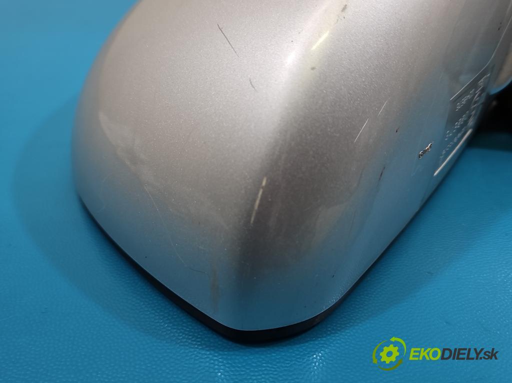 Kia Carens III  2006-2013 2.0 crdi 140 hp manual 103 kW 1991 cm3 5- zpětné zrcátko pravé  (Klika dveří ostatní)