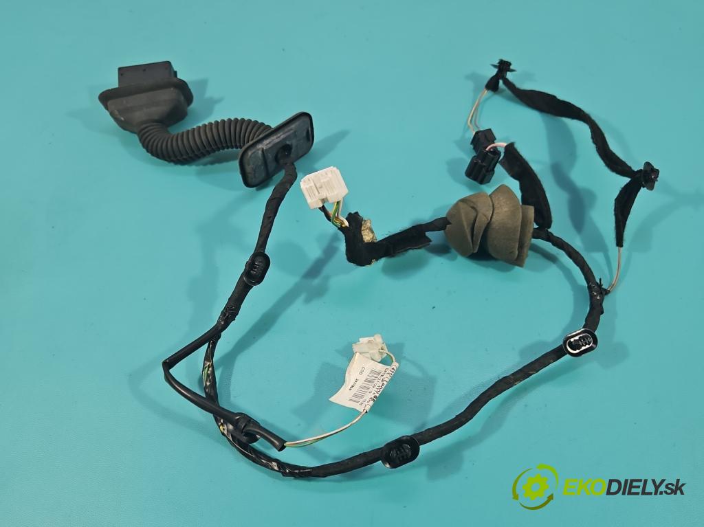 Dacia Dokker 2012- 1.5 dci 95 HP manual 70 kW 1461 cm3 5- Zväzok: dvere predné vľavo: 241243789R