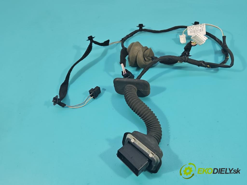 Dacia Dokker 2012- 1.5 dci 95 HP manual 70 kW 1461 cm3 5- Zväzok: dvere predné vľavo: 241243789R