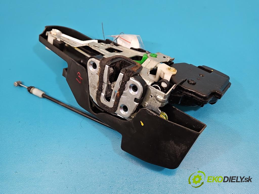 Kia Carens III  2006-2013 2.0 crdi 140 HP manual 103 kW 1991 cm3 5- zámok predné ľavý 