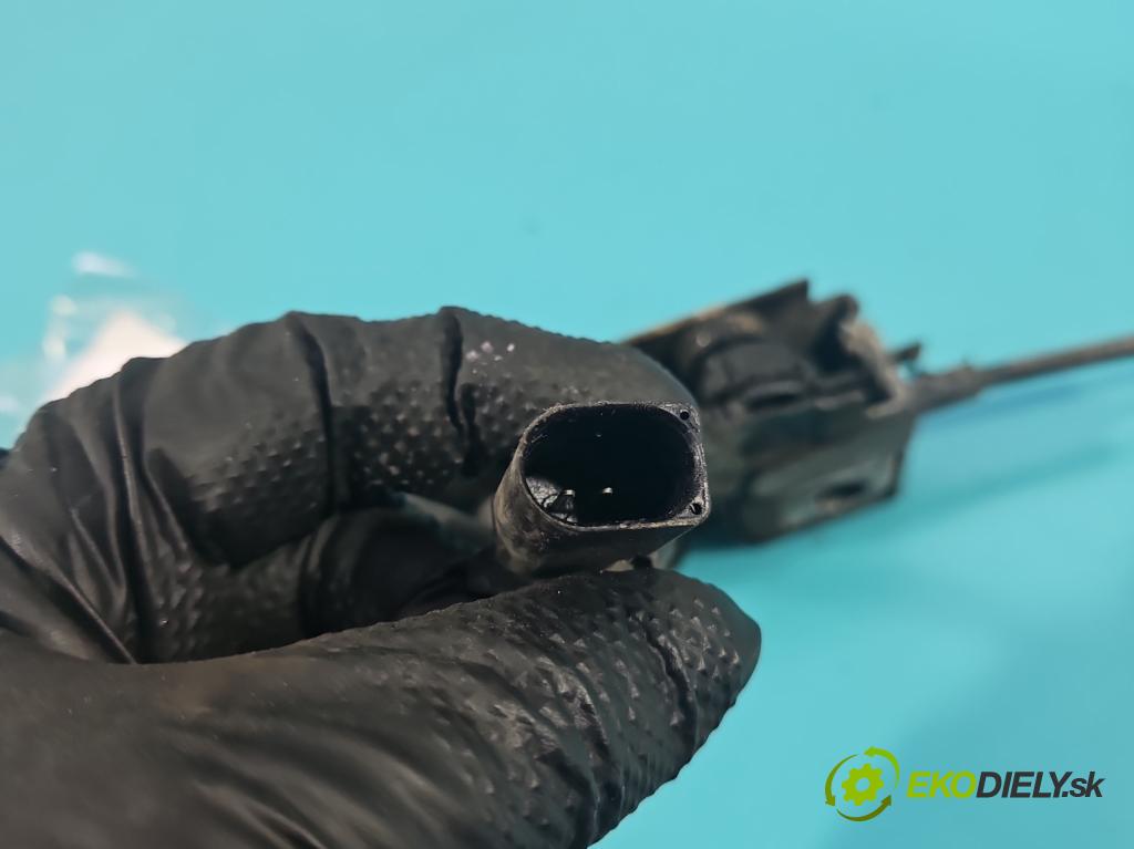 Skoda Yeti 2009-2017 2.0 tdi 110 HP manual 81 kW 1968 cm3 5- zámok kapoty