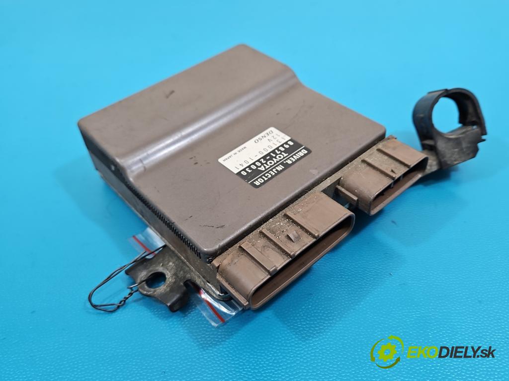 Toyota Rav4 II 2000-2005 2.0 D4D 1CD 133 HP manual 98 kW 1995 cm3 5- riadiaca jednotka ostatné 89871-20030