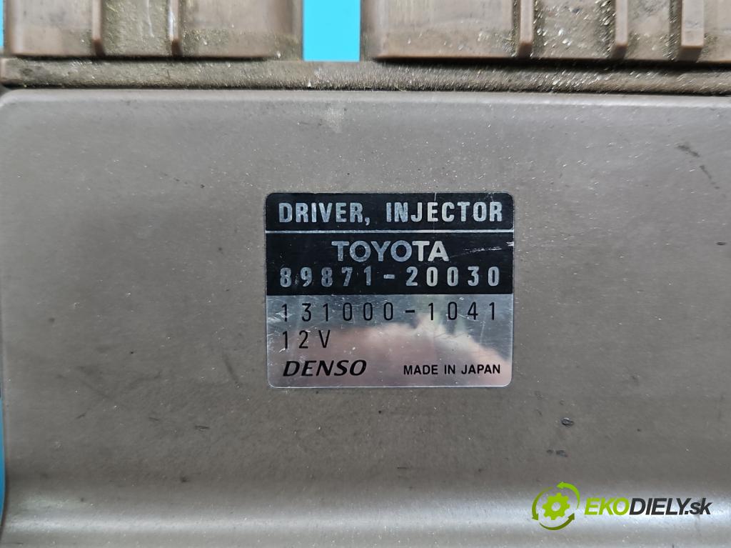 Toyota Rav4 II 2000-2005 2.0 D4D 1CD 133 HP manual 98 kW 1995 cm3 5- riadiaca jednotka ostatné 89871-20030