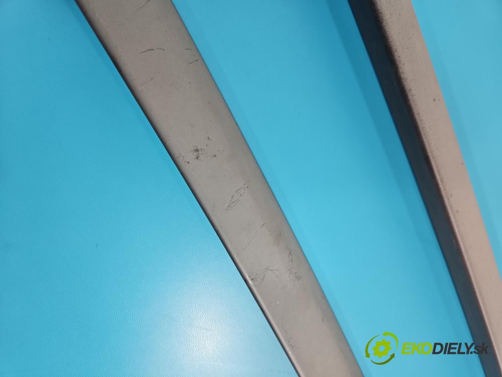 Skoda Yeti 2009-2017 2.0 tdi 110 HP manual 81 kW 1968 cm3 5- zábradlí: