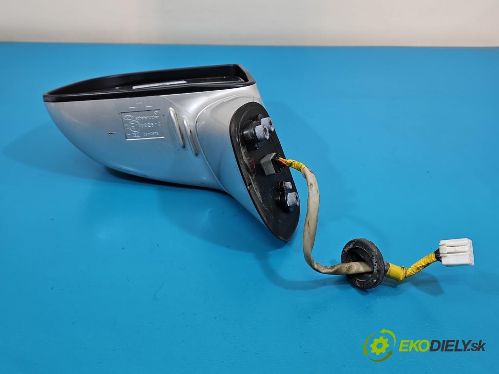 Kia Carens III  2006-2013 2.0 crdi 140 HP manual 103 kW 1991 cm3 5- zrkadlo ľavé  (Kľučka dverí ostatné)