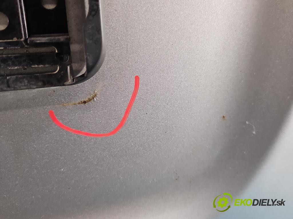 Kia Carens III  2006-2013 2.0 crdi 140 HP manual 103 kW 1991 cm3 5- zadna kufor  (Kapota zadná (kufor))