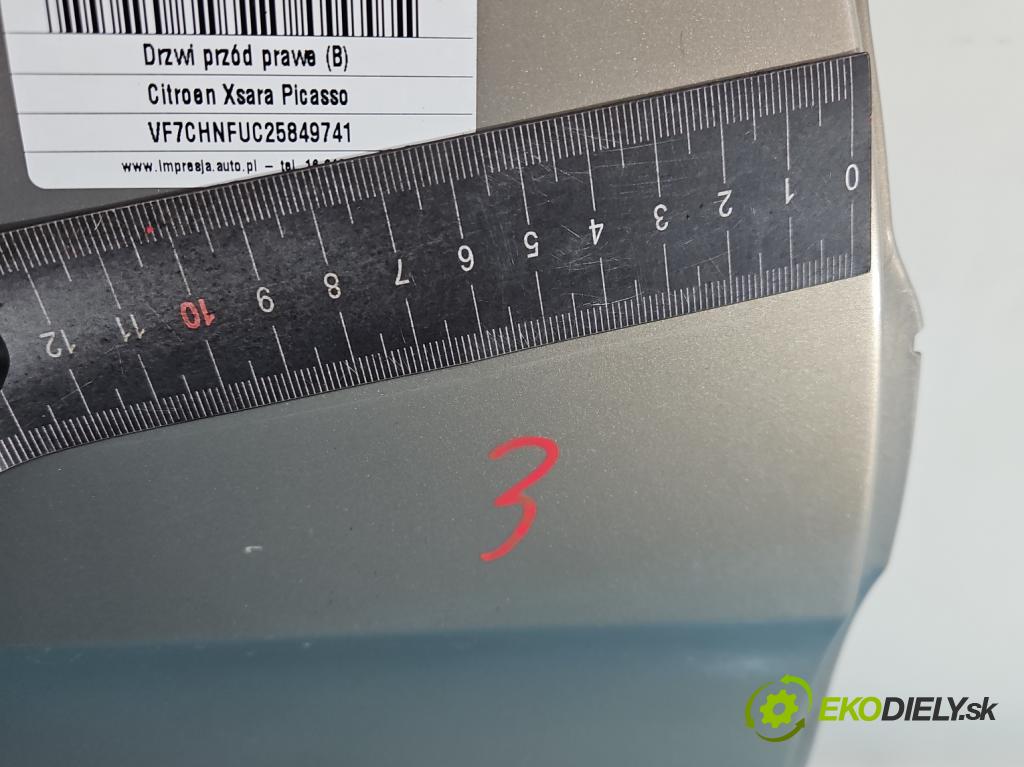 Citroen Xsara Picasso 1.6 16V 109 hp manual 80 kW 1587 cm3 5- dveře přední pravé  (Klika dveří ostatní)