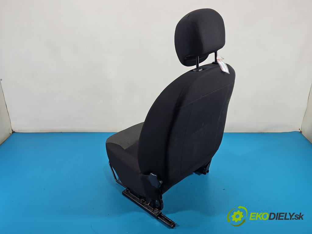 Dacia Dokker 2012- 1.5 dci 95 HP manual 70 kW 1461 cm3 5- Sedačka pravý (Sedadlo)