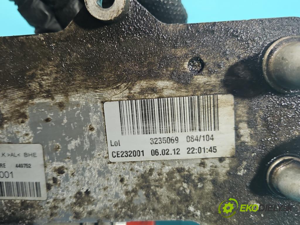 Audi A8 D4 2009-2017 2.0 TFSI 211KM automatic 155 kW 1984 cm3 4- chladič oleja: 4H0317021K