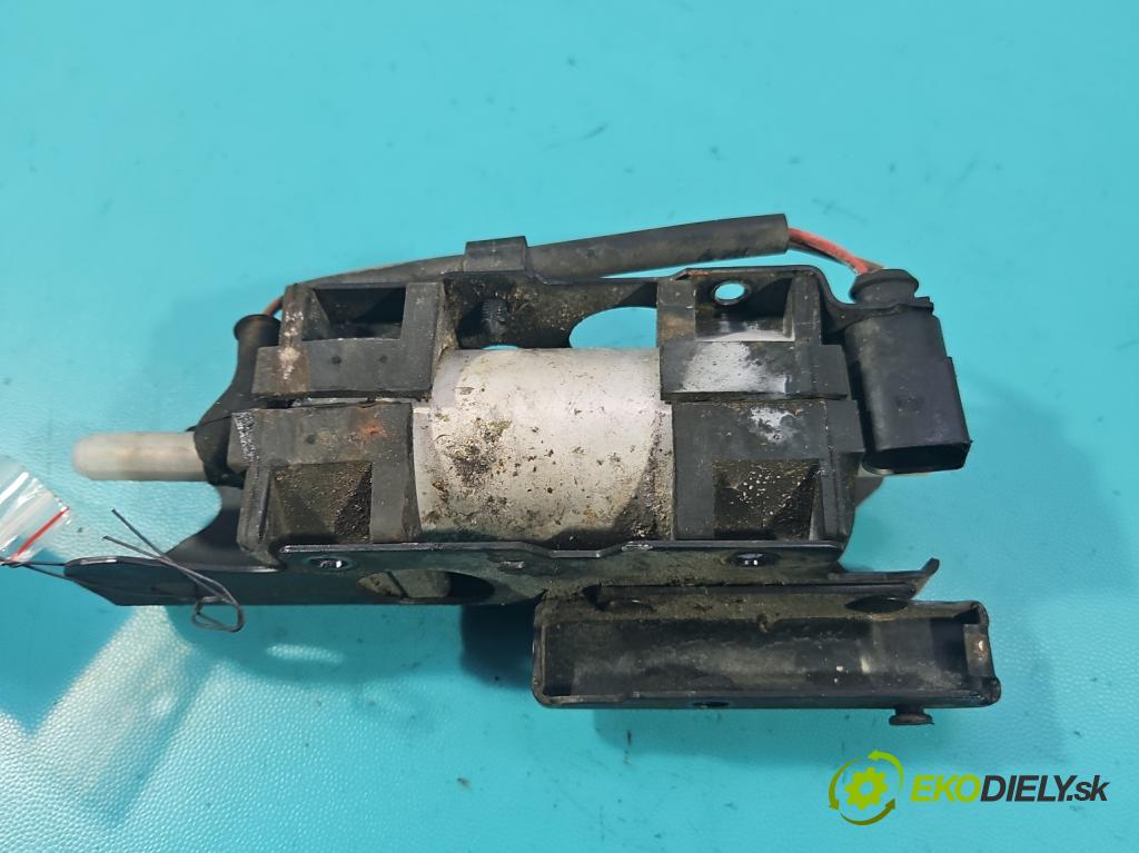 Skoda Yeti 2009-2017 2.0 tdi 110 HP manual 81 kW 1968 cm3 5- čerpadlo palivo 5N0906129B