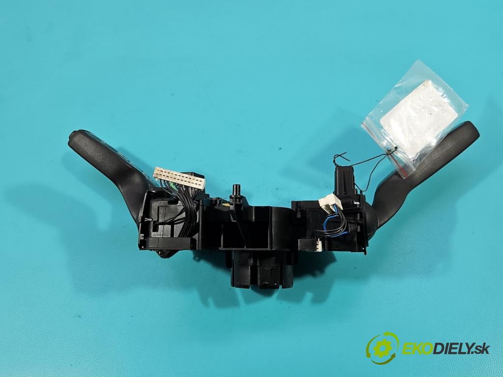 Audi A8 D4 2009-2017 2.0 TFSI 211KM automatic 155 kW 1984 cm3 4- prepínač komplex: 4H0907129N (Prepínacie páčky pod volantom)