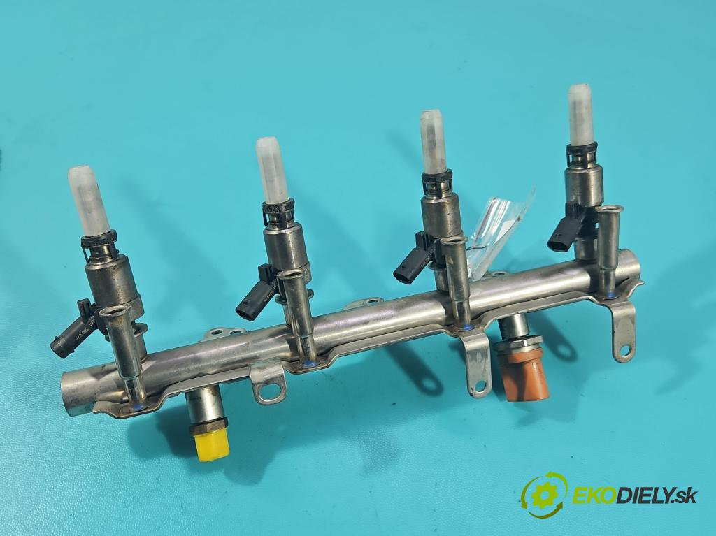 Audi A8 D4 2009-2017 2.0 TFSI 211KM automatic 155 kW 1984 cm3 4- vstrek 0261500076 (Vstrekovač paliva)