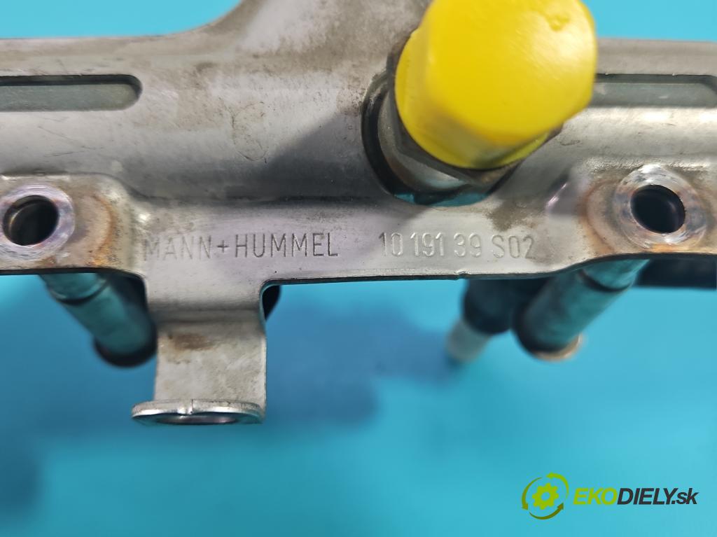 Audi A8 D4 2009-2017 2.0 TFSI 211KM automatic 155 kW 1984 cm3 4- vstrek 0261500076 (Vstrekovač paliva)