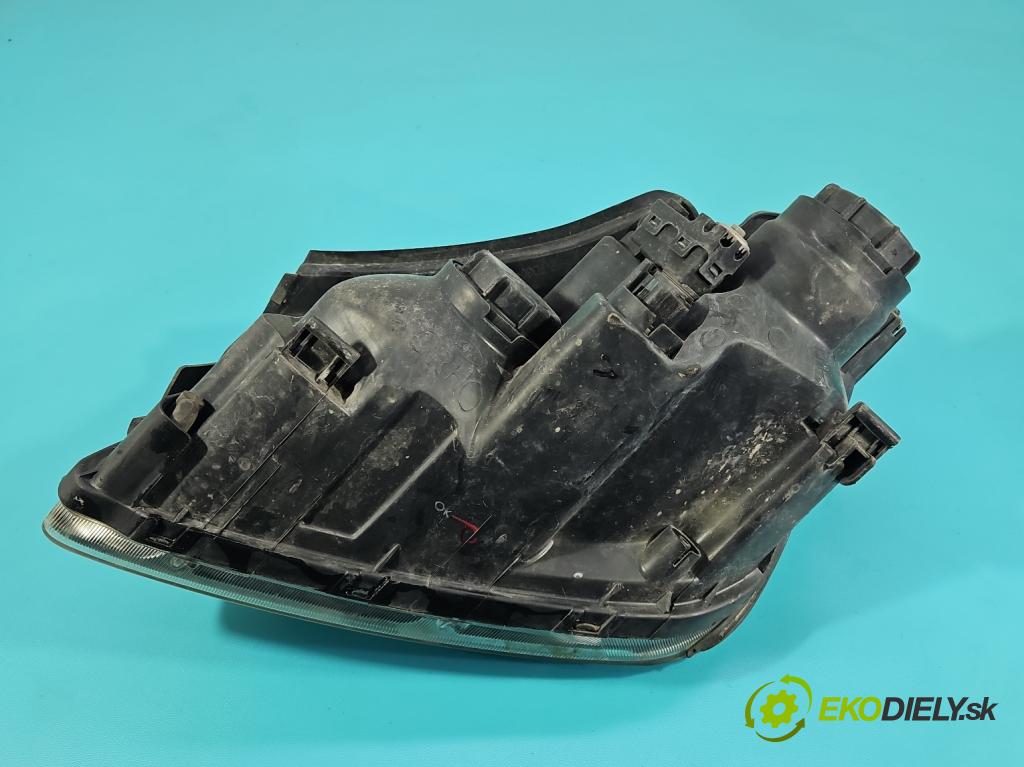 Kia Carens III  2006-2013 2.0 crdi 140 HP manual 103 kW 1991 cm3 5- Reflektor: pravý  (Svetlo predné pravé)