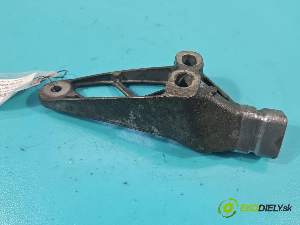 Audi A8 D4 2009-2017 2.0 TFSI 211KM automatic 155 kW 1984 cm3 4- Tlapka: motoru 8K0199343G