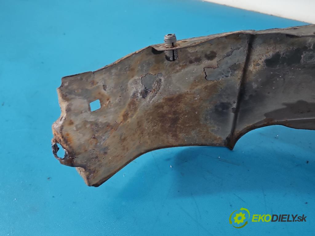 Toyota Rav4 II 2000-2005 2.0 D4D 1CD 133 HP manual 98 kW 1995 cm3 5- blatník predné pravý  (Kľučka dverí ostatné)