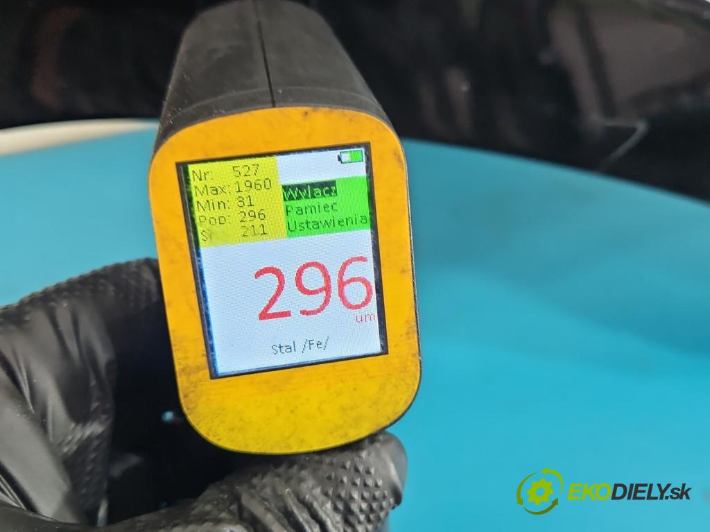 Toyota Rav4 II 2000-2005 2.0 D4D 1CD 133 HP manual 98 kW 1995 cm3 5- blatník predné pravý  (Kľučka dverí ostatné)