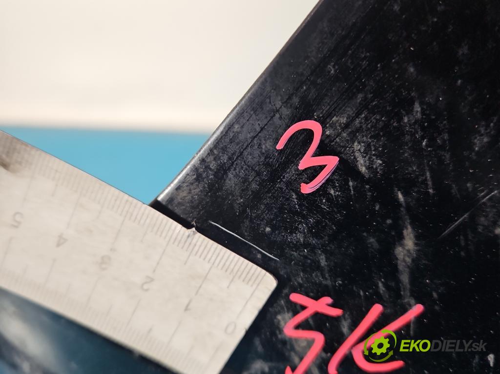 Toyota Rav4 II 2000-2005 2.0 D4D 1CD 133 HP manual 98 kW 1995 cm3 5- blatník predné pravý  (Kľučka dverí ostatné)