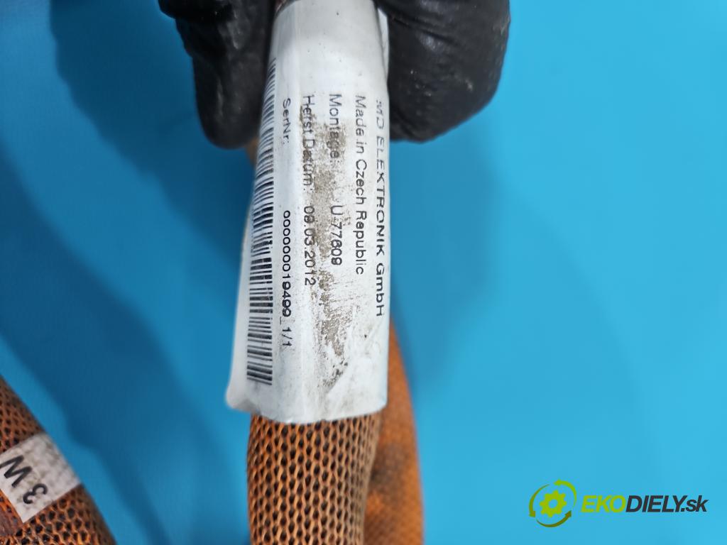 Audi A8 D4 2009-2017 2.0 TFSI 211KM automatic 155 kW 1984 cm3 4- Zväzok: ostatné 4H0971013B