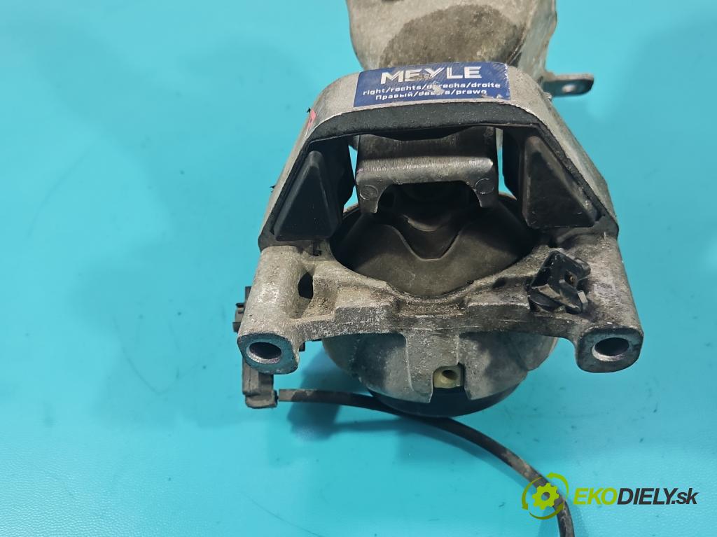 Audi A8 D4 2009-2017 2.0 TFSI 211KM automatic 155 kW 1984 cm3 4- Tlapka: motoru 8K0199308BT