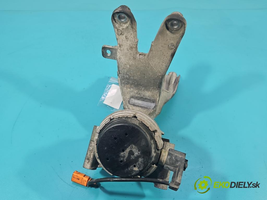 Audi A8 D4 2009-2017 2.0 TFSI 211KM automatic 155 kW 1984 cm3 4- Tlapka: motoru 8K0199308BT