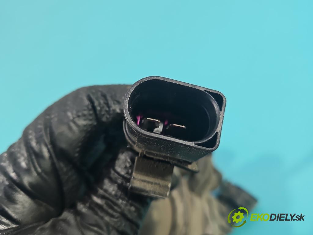 Audi A8 D4 2009-2017 2.0 TFSI 211KM automatic 155 kW 1984 cm3 4- čerpadlo vzduchu sekundární: 07K959253B