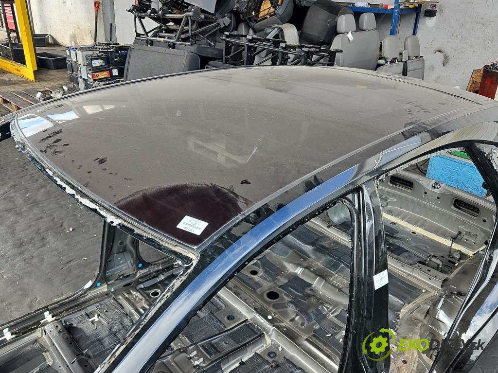 Lexus NX I 2014-2021 2.5 16V 155 hp automatic 114 kW 2494 cm3 5- Strecha: 