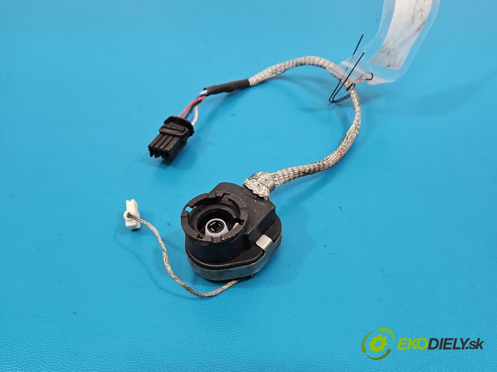 Mazda 3 I BK 2003-2009 2.0 16V 150 HP manual 110 kW 1999 cm3 5- Vlákno: 