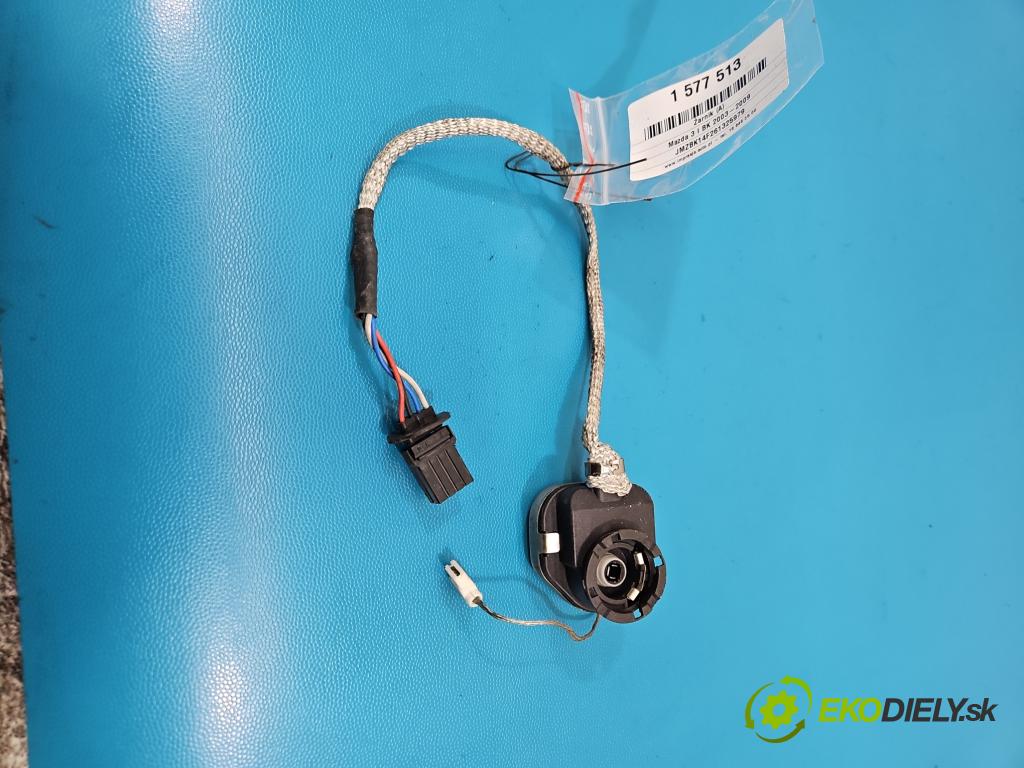 Mazda 3 I BK 2003-2009 2.0 16V 150 HP manual 110 kW 1999 cm3 5- Vlákno: