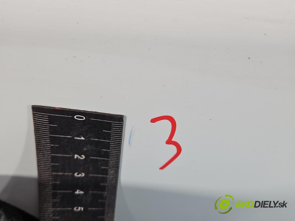 Dacia Dokker 2012- 1.5 dci 95 HP manual 70 kW 1461 cm3 5- dvere zadné ľavé  (Kľučka dverí ostatné)