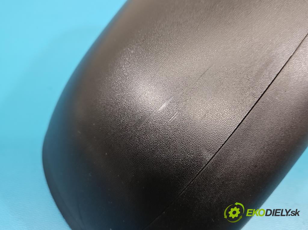 Dacia Dokker 2012- 1.5 dci 95 hp manual 70 kW 1461 cm3 5- zpětné zrcátko pravé  (Klika dveří ostatní)