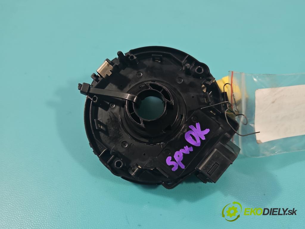 Toyota Rav4 II 2000-2005 2.0 D4D 1CD 133 HP manual 98 kW 1995 cm3 5- Páska: airbag  (Airbag)