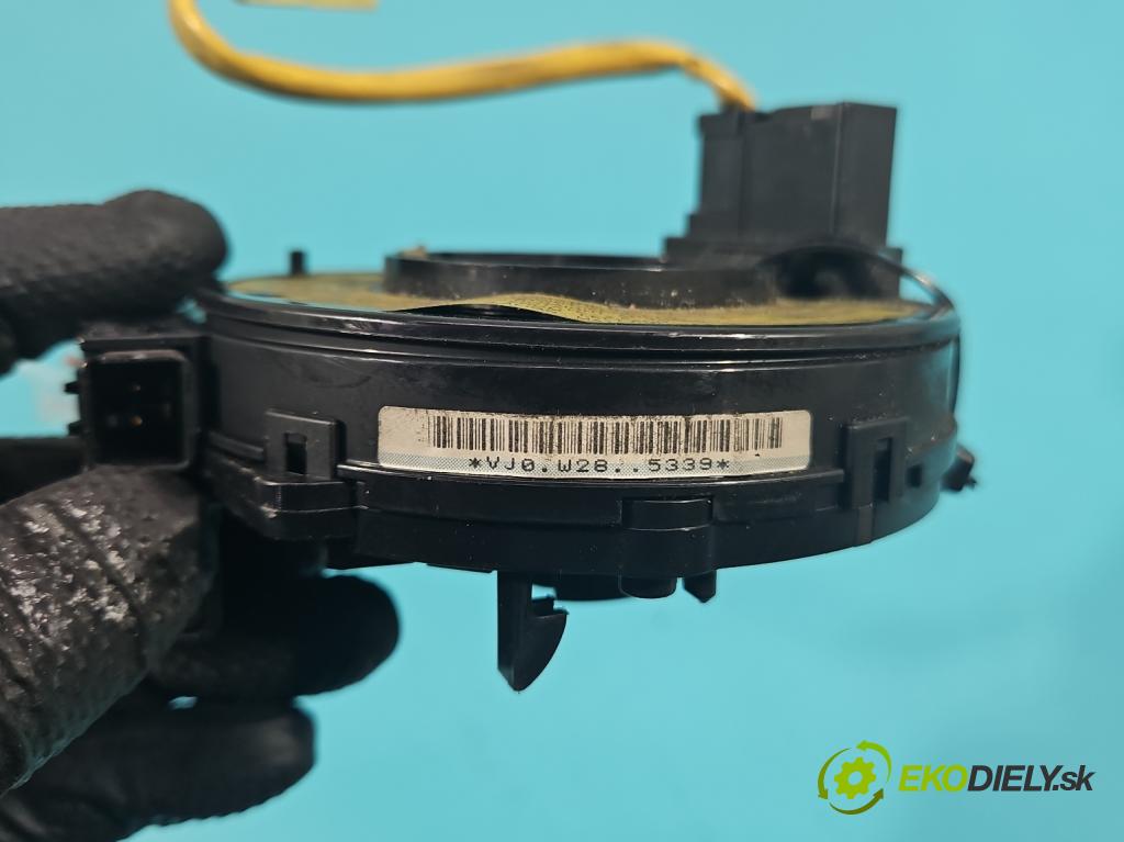 Toyota Rav4 II 2000-2005 2.0 D4D 1CD 133 HP manual 98 kW 1995 cm3 5- Páska: airbag  (Airbag)