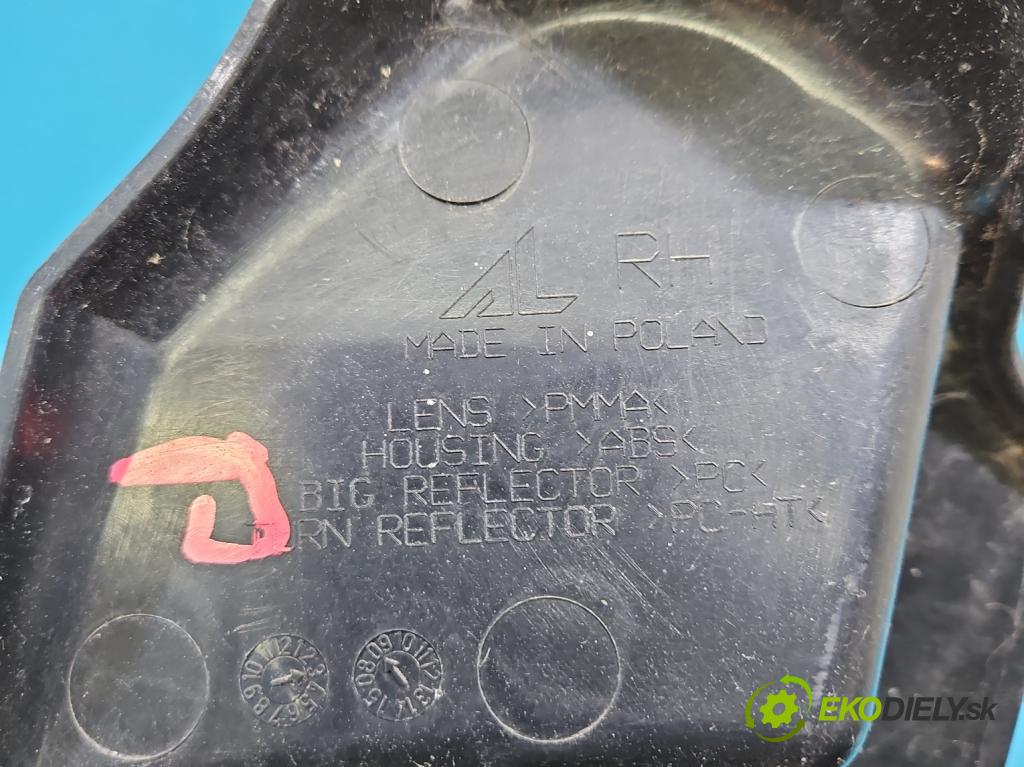 Mitsubishi Colt Z30 VI 2004-2012 1.3 16V 95 HP manual 70 kW 1332 cm3 5- svetlo / reflektor zadné pravé  (Kľučka dverí ostatné)