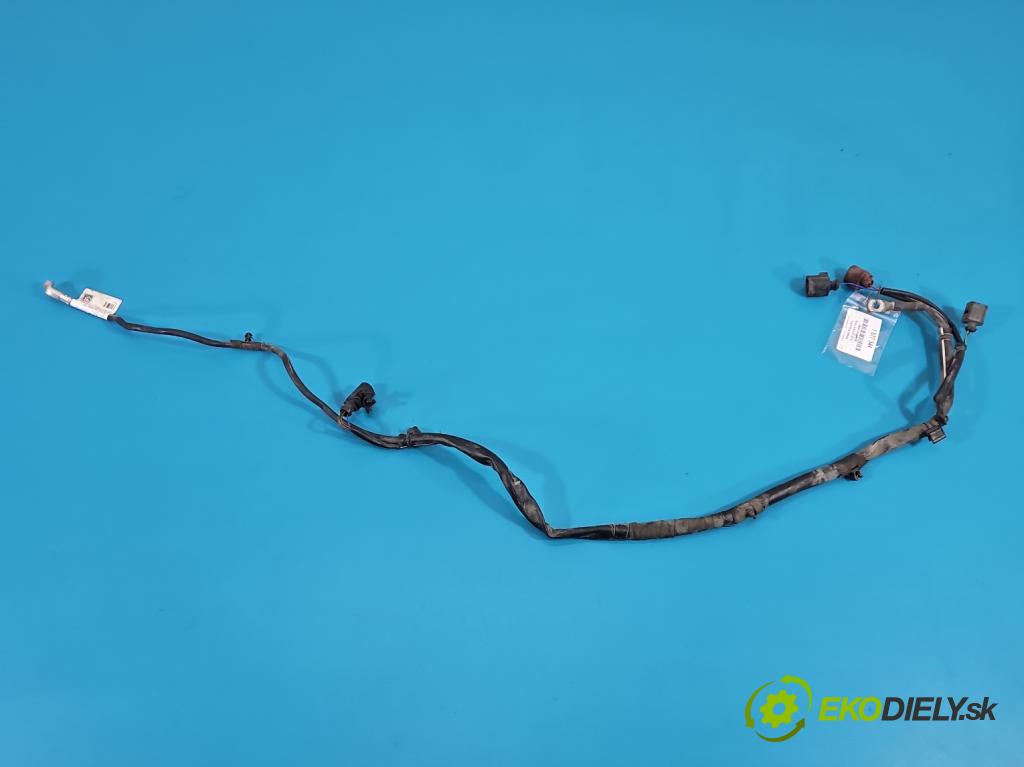 Skoda Octavia III 2013- 1.5 TSI 150 HP manual 110 kW 1498 cm3 5- Zväzok: ostatné 5Q0971230LP