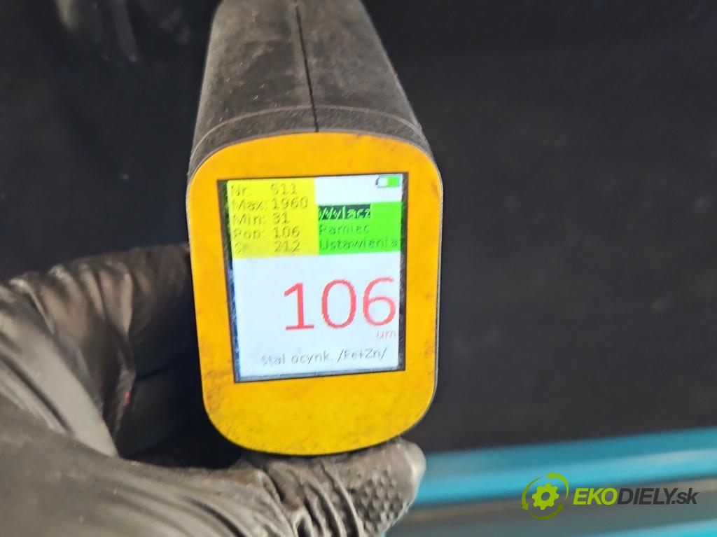 Jaguar F-Pace 16- 2.0d 241KM automatic 177 kW 1999 cm3 5- dveře přední pravé  (Klika dveří ostatní)