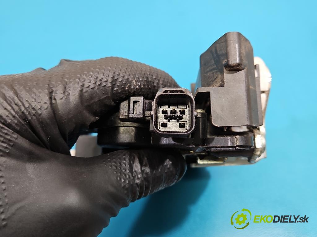 Mitsubishi Colt Z30 VI 2004-2012 1.3 16V 95 HP manual 70 kW 1332 cm3 5- zámok predné ľavý