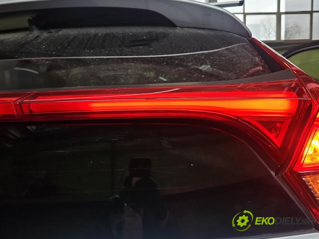 Mitsubishi Eclipse Cross  1.5 T 163 hp manual 120 kW 1499 cm3 5- světlo zadní pravé W3157 (Klika dveří ostatní)