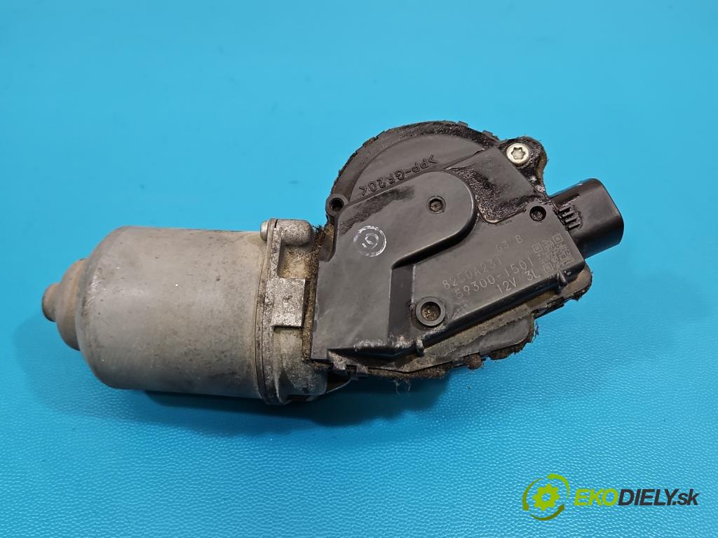 Mitsubishi Colt Z30 VI 2004-2012 1.3 16V 95 HP manual 70 kW 1332 cm3 5- motor stieračov predné 159300-1501