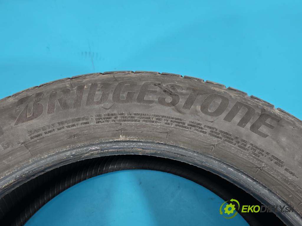 Audi A8 D4 2009-2017 2.0 TFSI 211KM automatic 155 kW 1984 cm3 4- pneumatiky: letní 1Ks