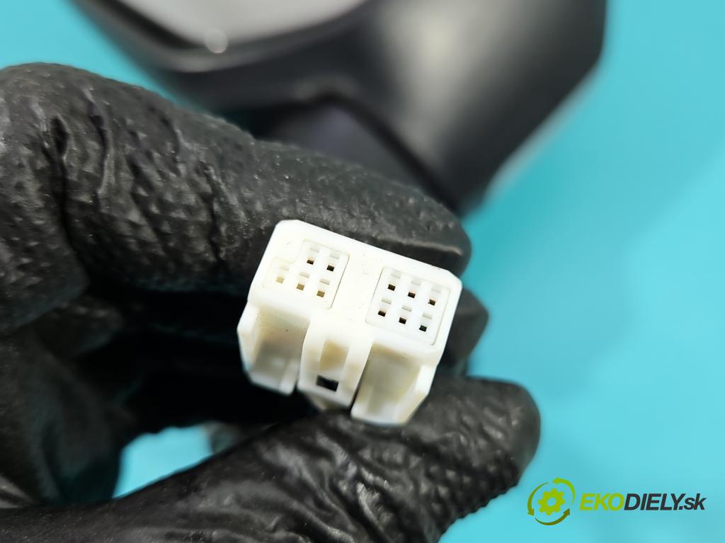 Mitsubishi Eclipse Cross  1.5 T 163 HP manual 120 kW 1499 cm3 5- zrkadlo ľavé  (Kľučka dverí ostatné)