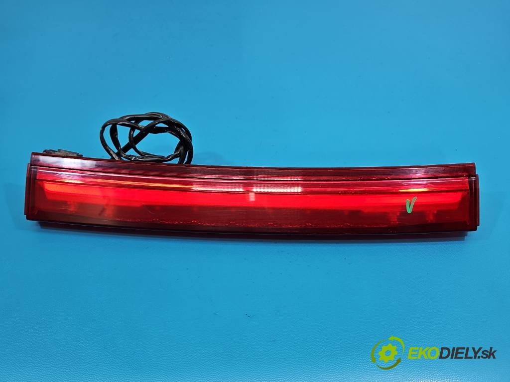 Mitsubishi Eclipse Cross  1.5 T 163 HP manual 120 kW 1499 cm3 5- světlo: stop: 1144-243