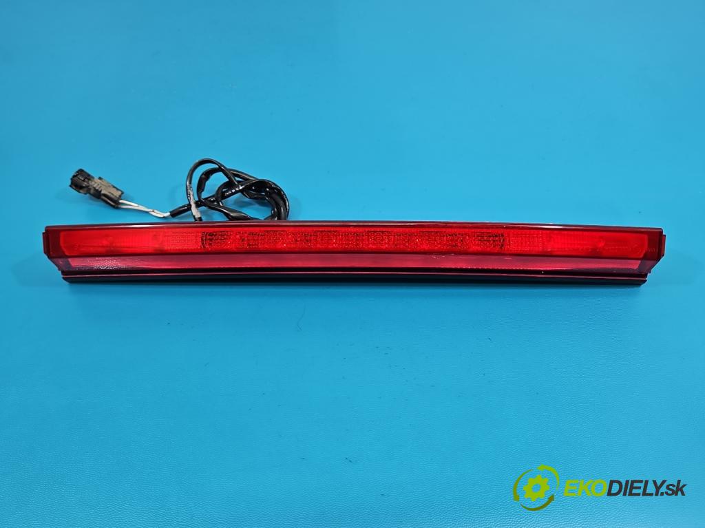 Mitsubishi Eclipse Cross  1.5 T 163 HP manual 120 kW 1499 cm3 5- světlo: stop: 1144-243