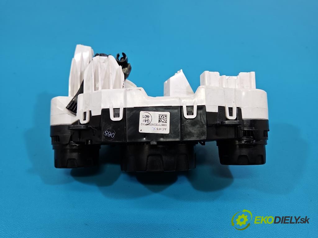 Ford Fiesta Mk7 2008-2017 1.2 16V 82 HP manual 60 kW 1242 cm3 3- panel kúrenia 8A61-19980-BE