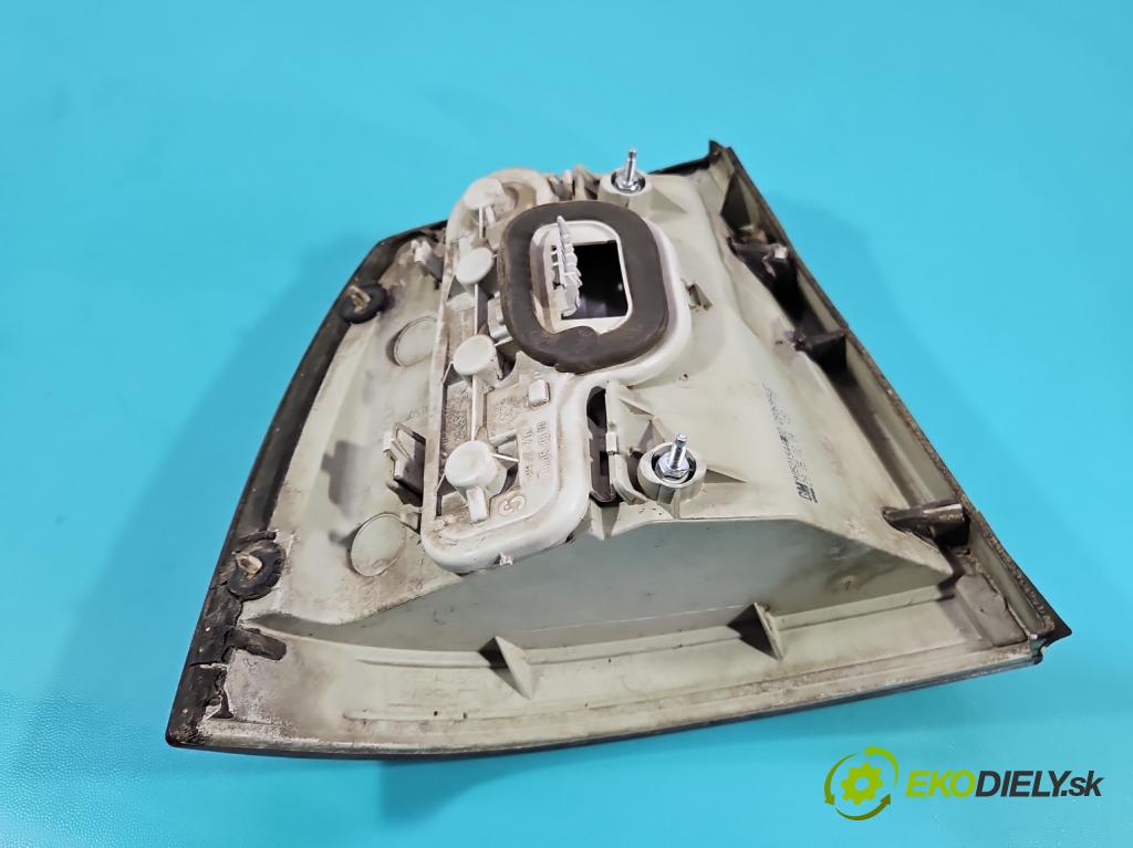 Opel Astra II 1998-2009 1.6 16V 101 HP manual 74 kW 1598 cm3 5- svetlo / reflektor zadné pravé 90521544 (Kľučka dverí ostatné)