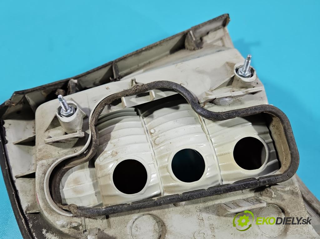 Opel Astra II 1998-2009 1.6 16V 101 HP manual 74 kW 1598 cm3 5- svetlo / reflektor zadné pravé 90521544 (Kľučka dverí ostatné)