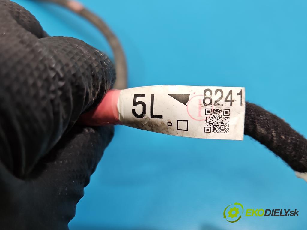 Lexus NX I 2014-2021 2.5 16V 155 HP automatic 114 kW 2494 cm3 5- Zväzok: ostatné 82412-78050D