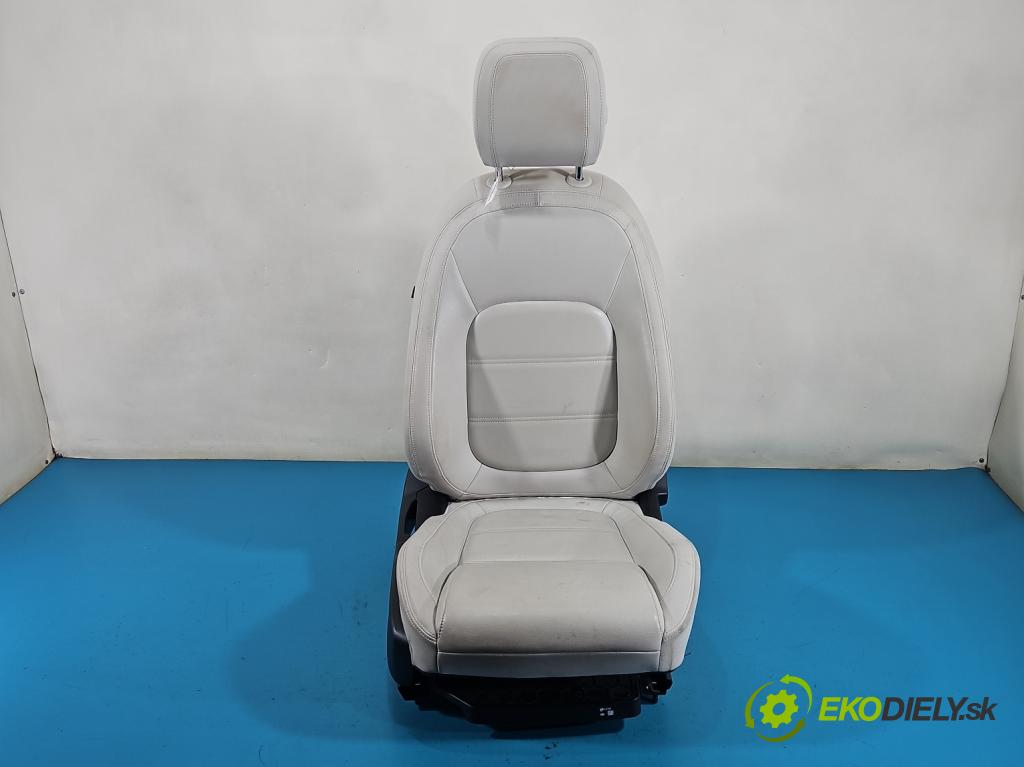 Jaguar F-Pace 16- 2.0d 241KM automatic 177 kW 1999 cm3 5- Sedačka pravý  (Sedadlo)